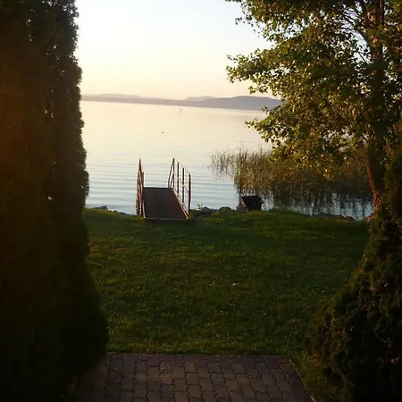 Bed & Breakfast Aranyhid Ueduelo